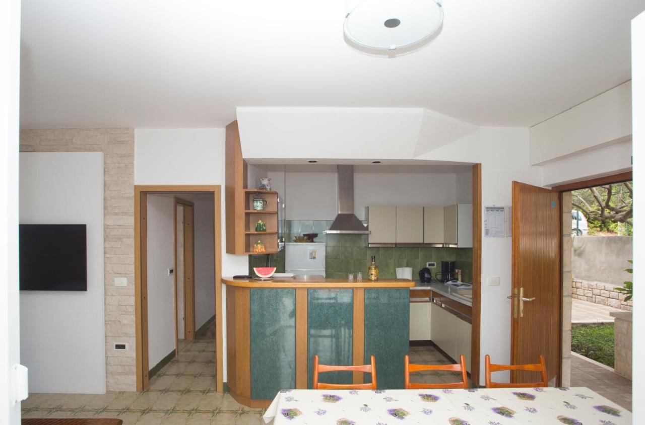 Apartment Damir Postira Εξωτερικό φωτογραφία