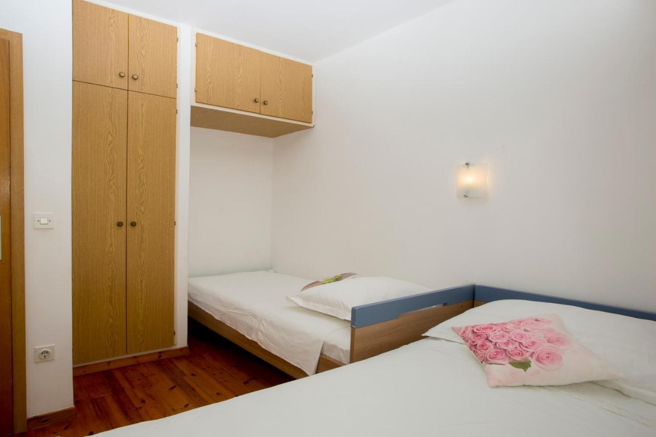 Apartment Damir Postira Εξωτερικό φωτογραφία