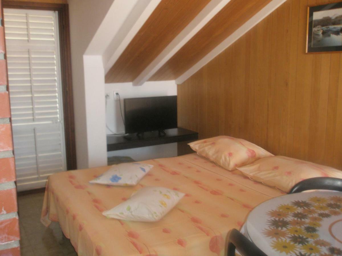 Apartment Damir Postira Εξωτερικό φωτογραφία